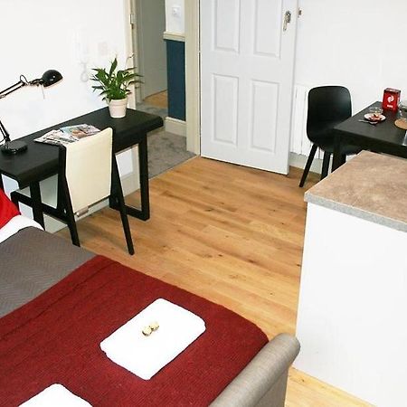 Cosy Studio Apartments Birmingham Exteriör bild