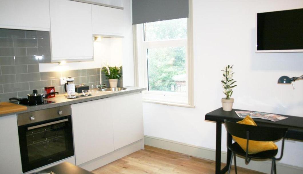 Cosy Studio Apartments Birmingham Exteriör bild
